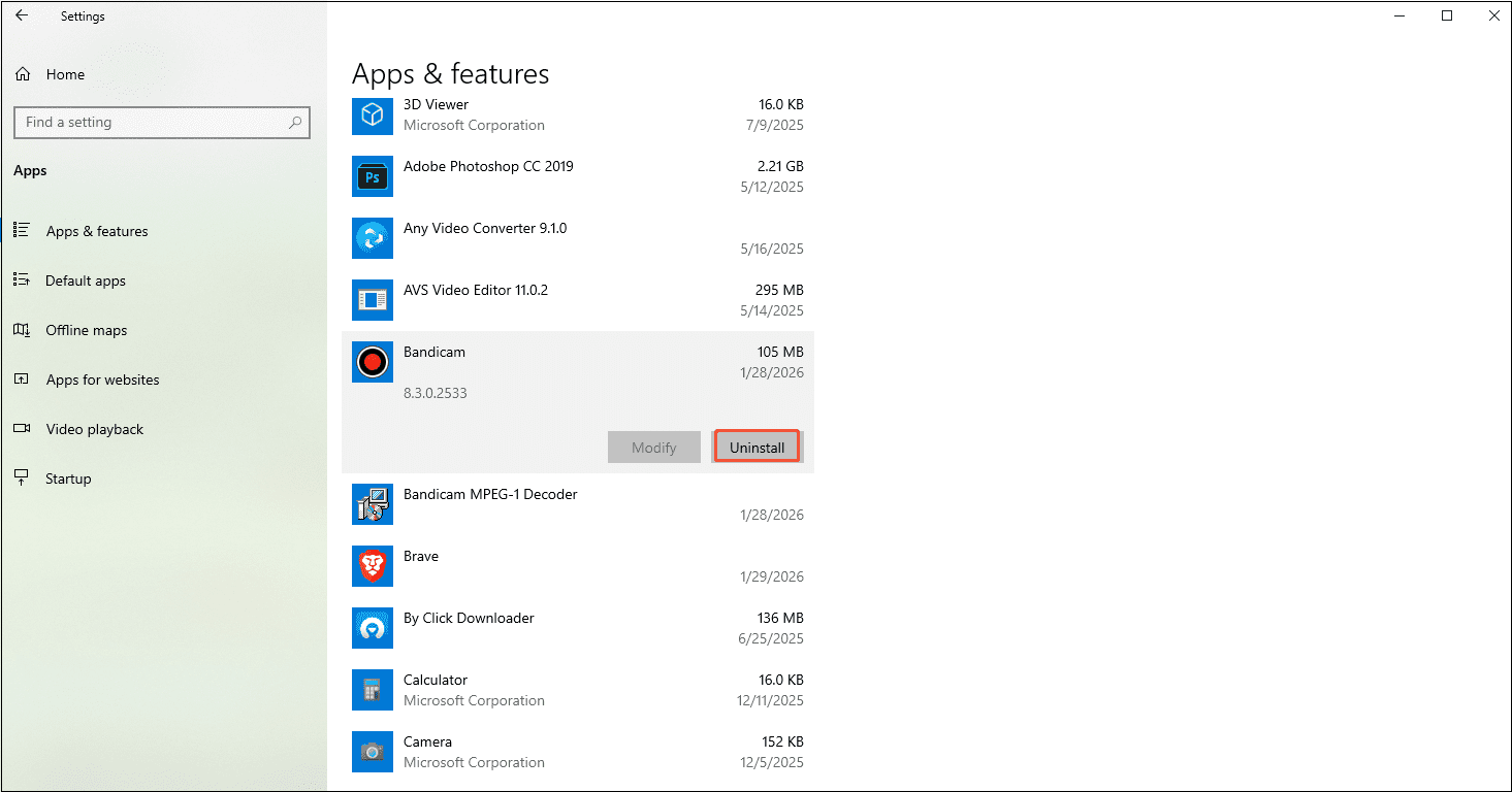 Windows Settings interface with the Uninstall option selected for Bandicam.