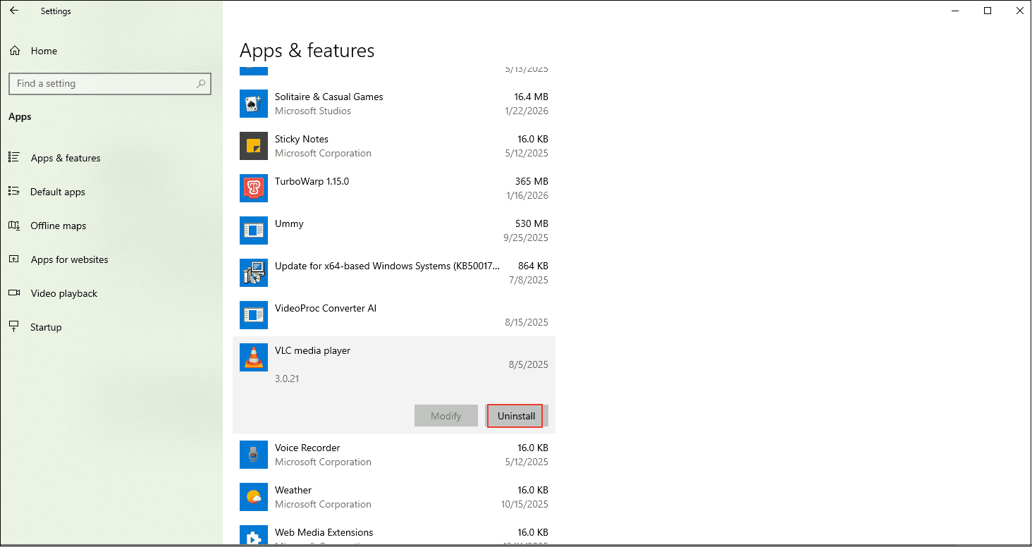 Windows Settings interface with the Uninstall option selected for VLC.