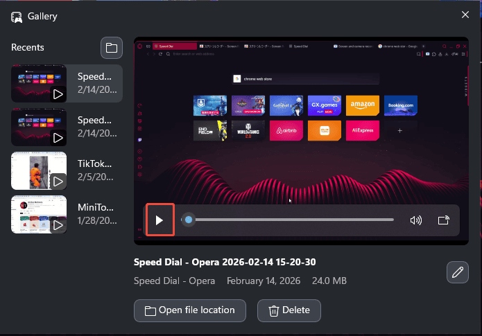Xbox Game Bar Gallery window with the selected Play icon.