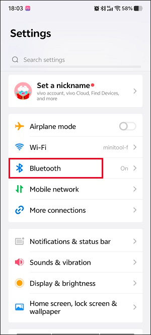 Android Settings interface with the Bluetooth option selected.