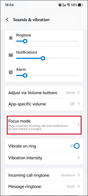 The Sounds and vibration interface with the Focus mode option selected.