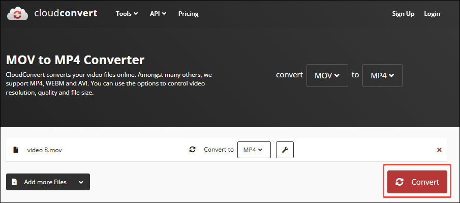 CloudConvertでConvertボタンをクリックしている様子