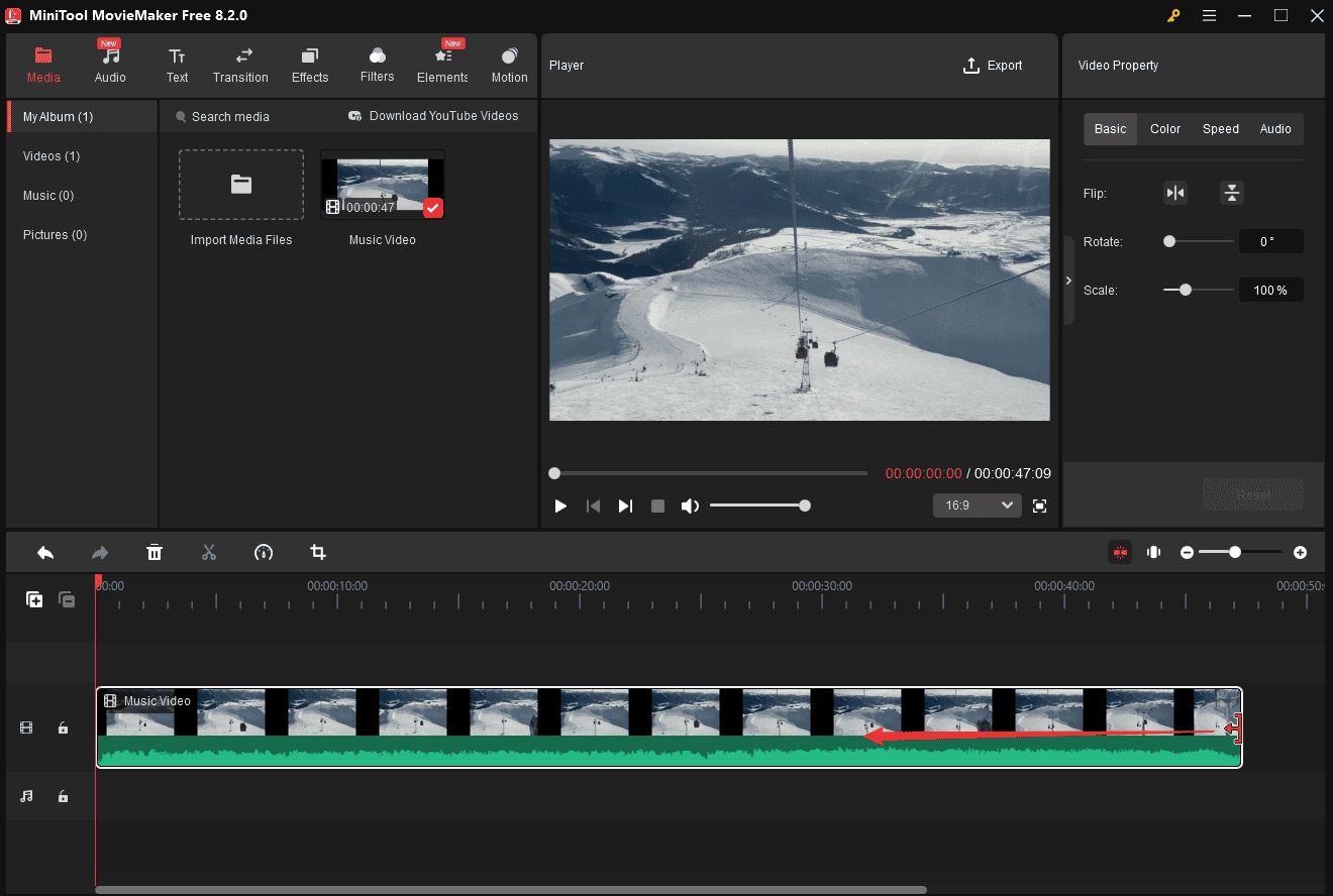 MiniTool MovieMaker interface showing how to trim the video.
