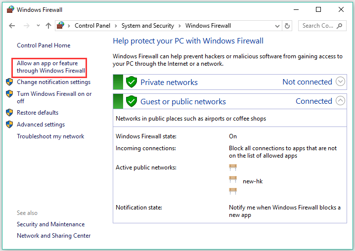 clique em Permitir uma aplicação ou recurso através da Firewall do Windows