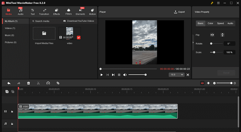 MiniTool MovieMaker interface with a video displayed in the timeline.